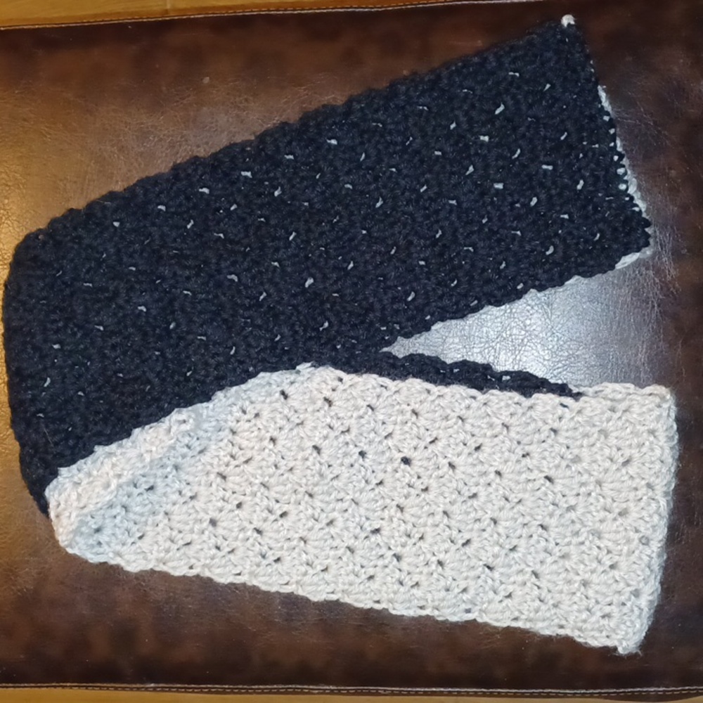 Handmade Infinity Scarf - Picture 3 of 4